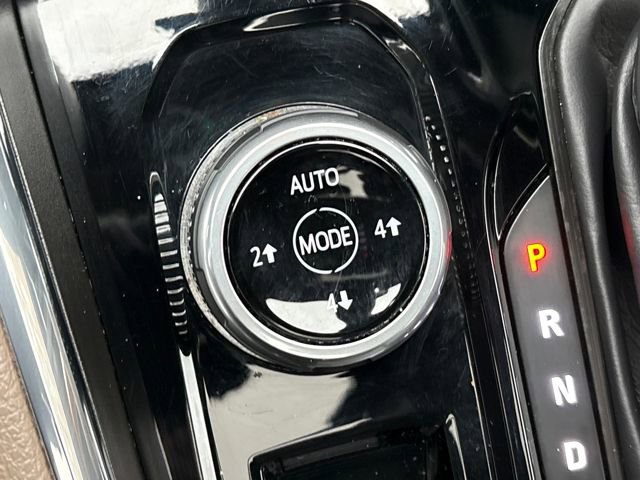 Used 2024 GMC Canyon Denali image 23