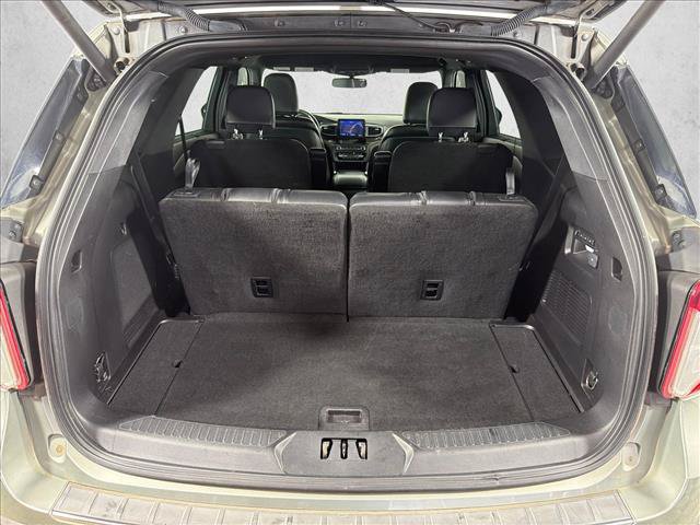 Used 2020 Ford Explorer Limited RWD image 19