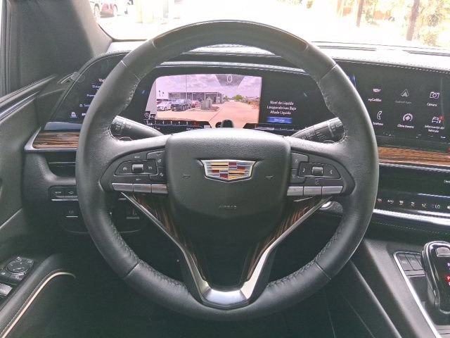 Used 2024 Cadillac Escalade Premium Luxury w/ Performance Package image 11
