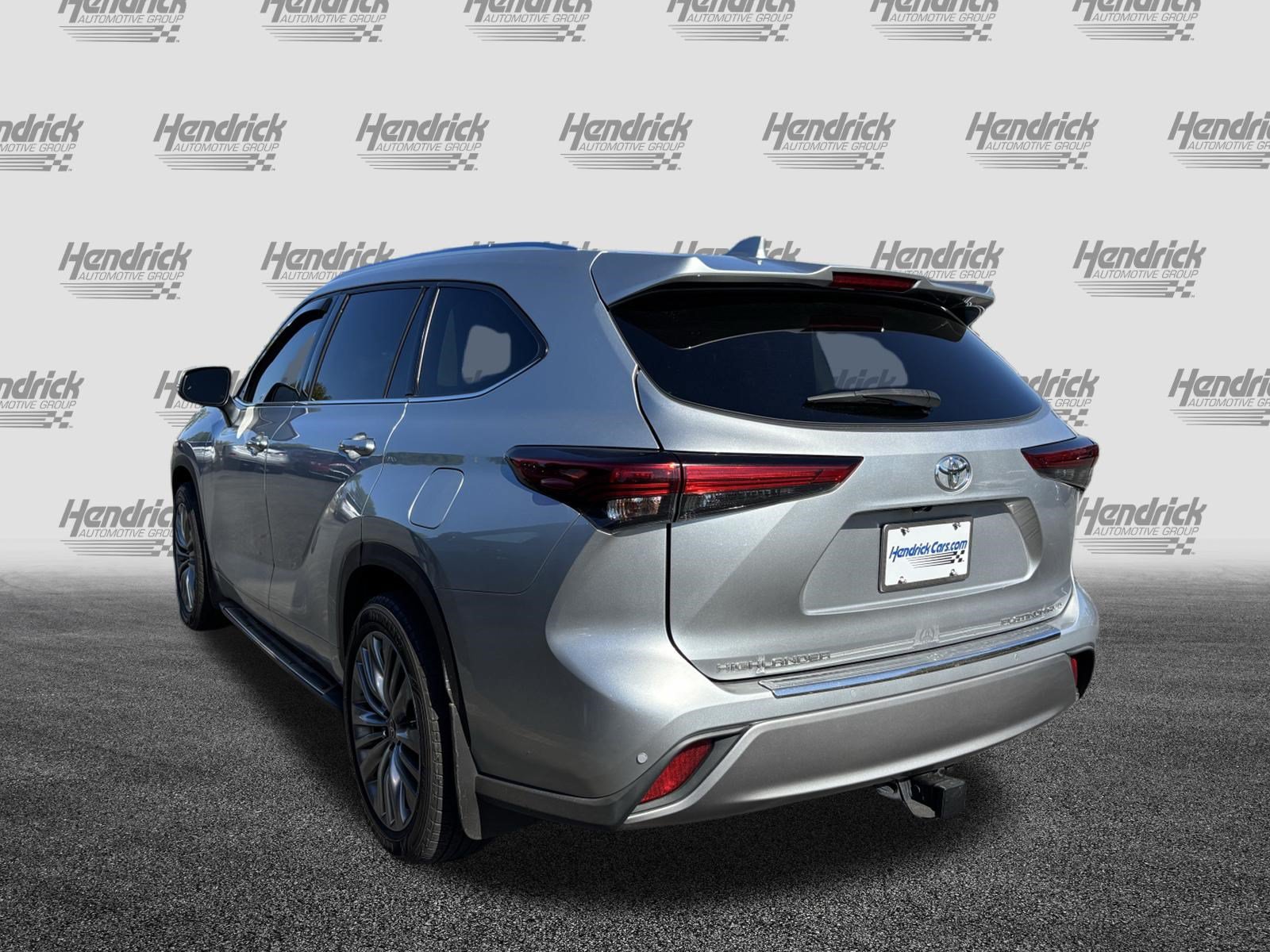 Used 2022 Toyota Highlander Platinum AWD/4WD image 7