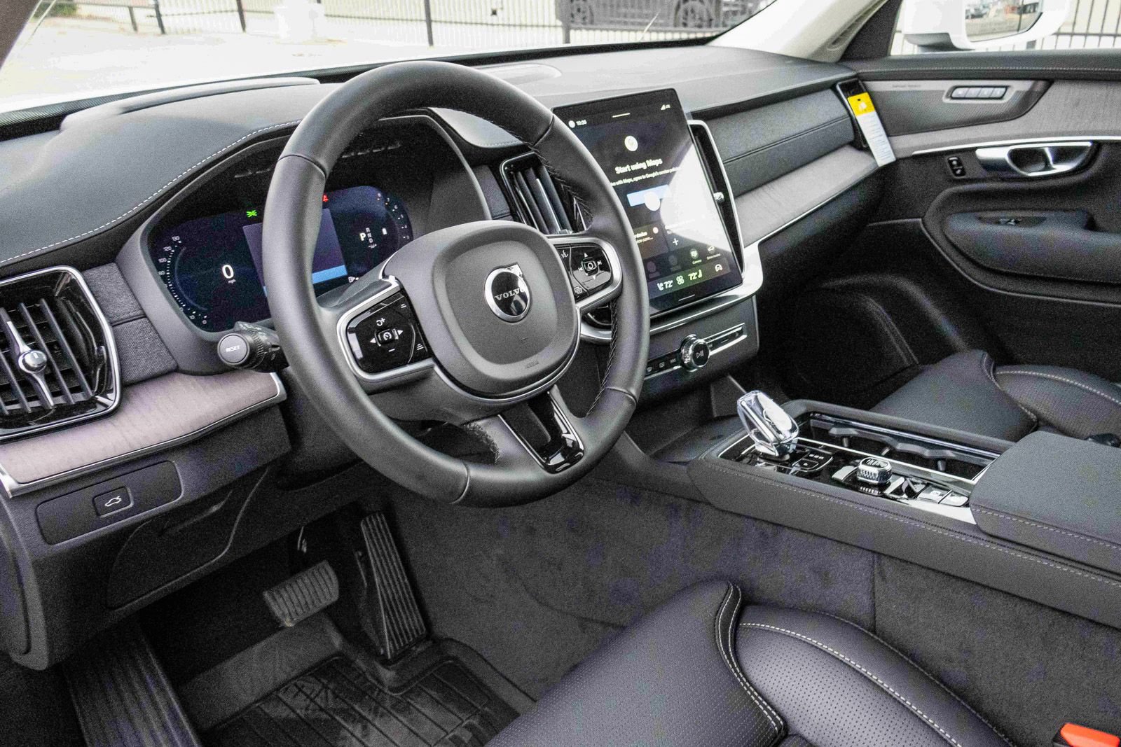 New 2026 Volvo XC90 B6 Ultra w/ Lounge Package AWD/4WD image 28