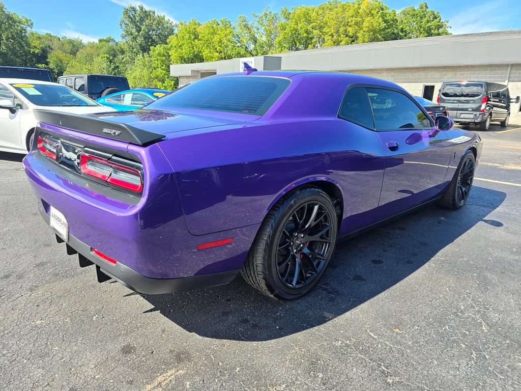 Used 2016 Dodge Challenger SRT Hellcat RWD image 7