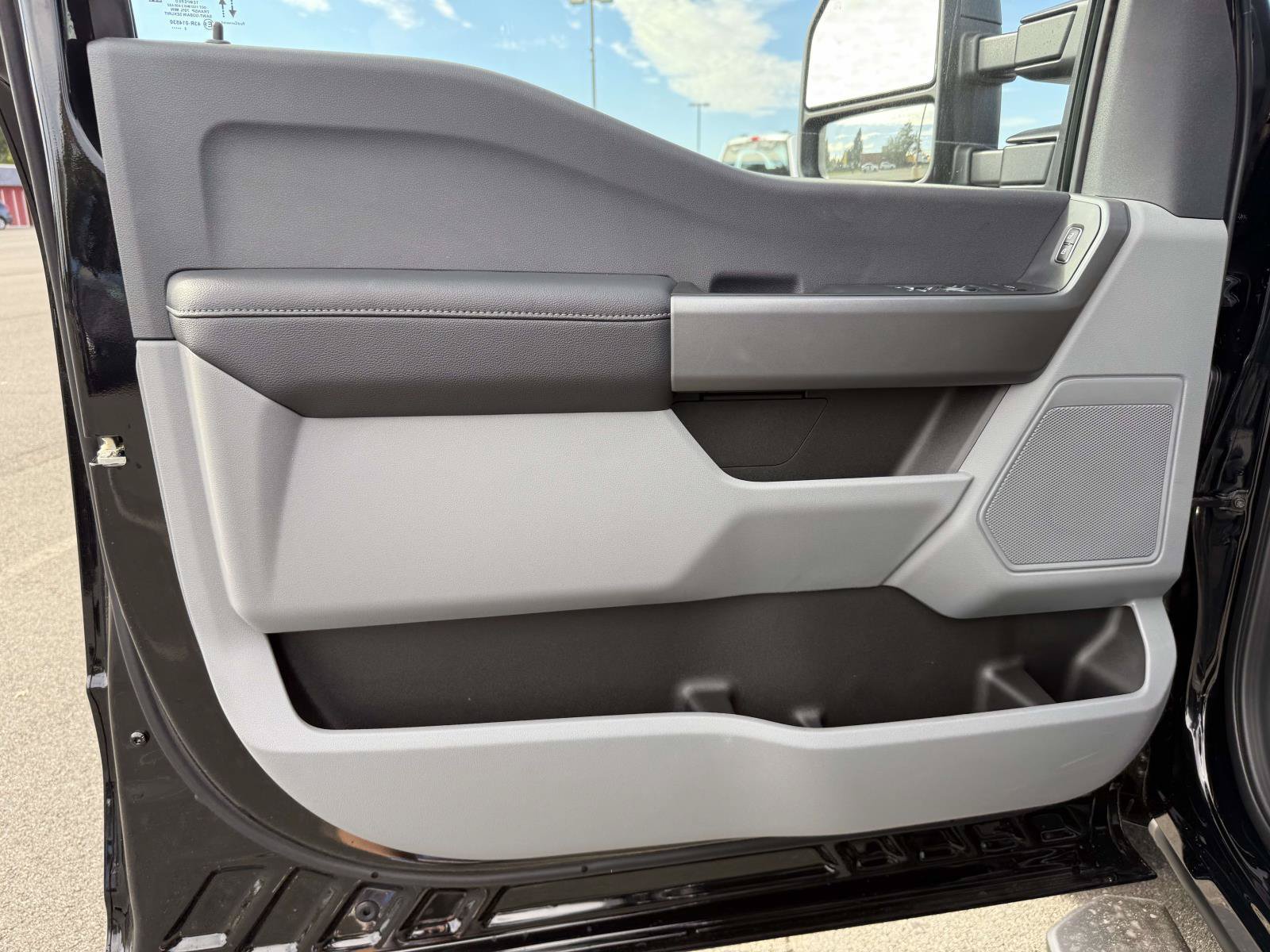 New 2026 Ford F350 XLT RWD image 8