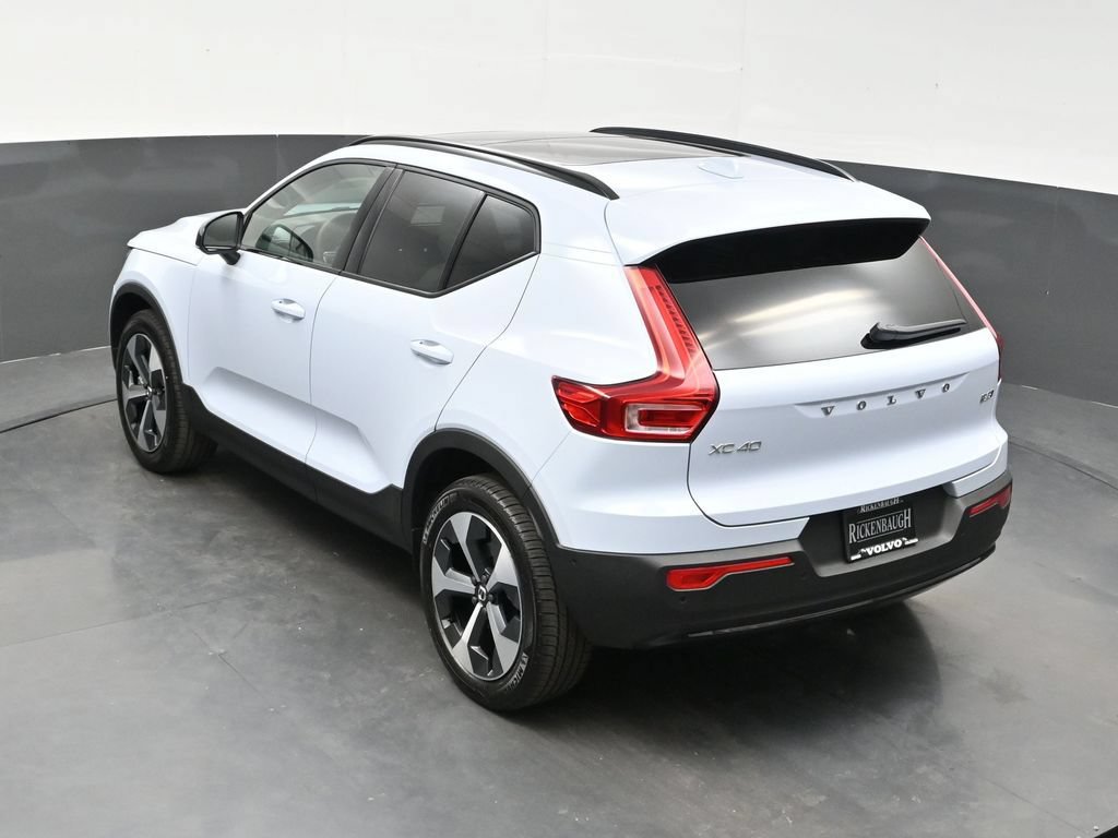 New 2026 Volvo XC40 B5 Plus w/ Protection Package Premier AWD/4WD image 34