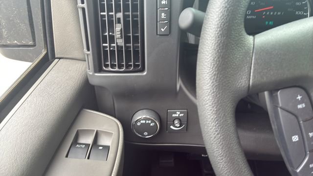 New 2024 Chevrolet Express 3500 RWD image 12