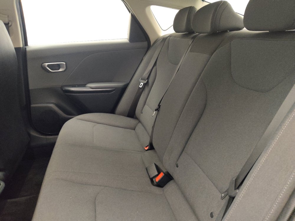 Used 2025 Kia K4 FWD image 18