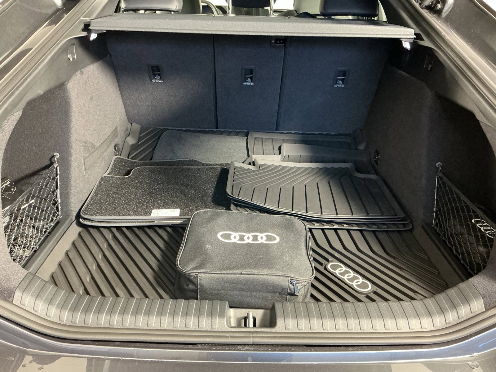 New 2027 Audi S6 e-tron Prestige AWD/4WD image 16