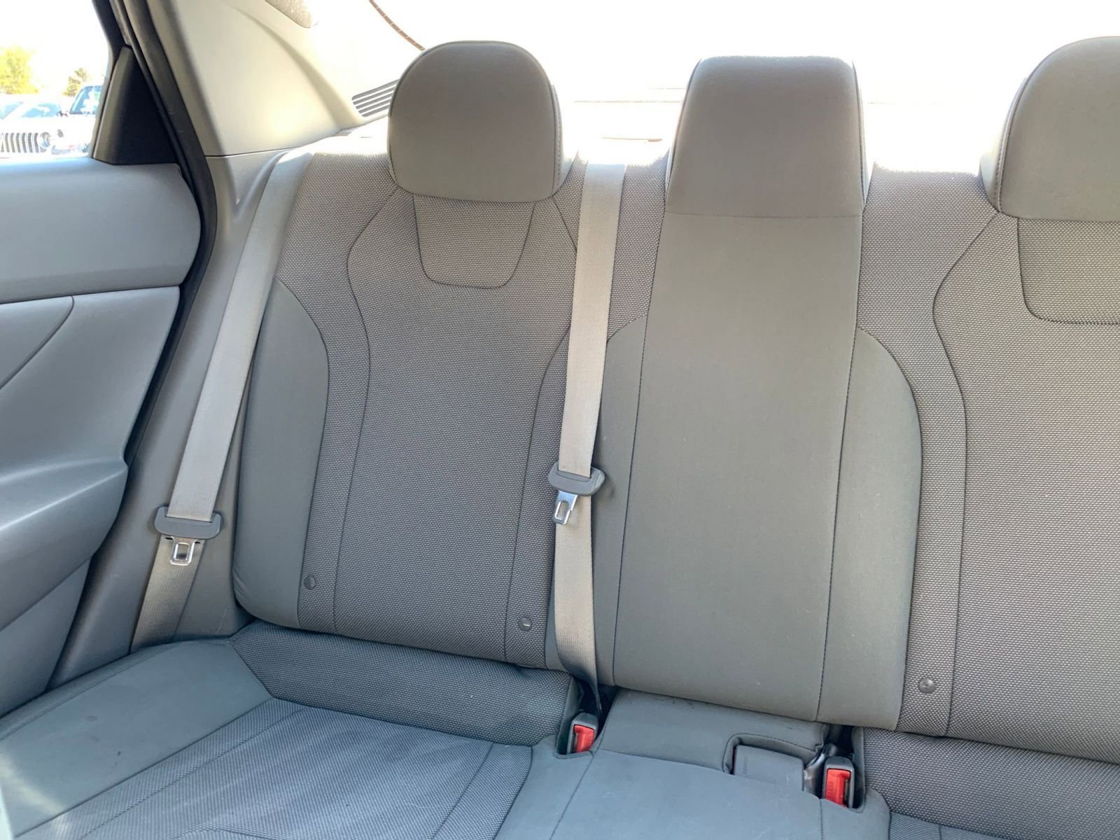 Used 2021 Hyundai Elantra SE image 37