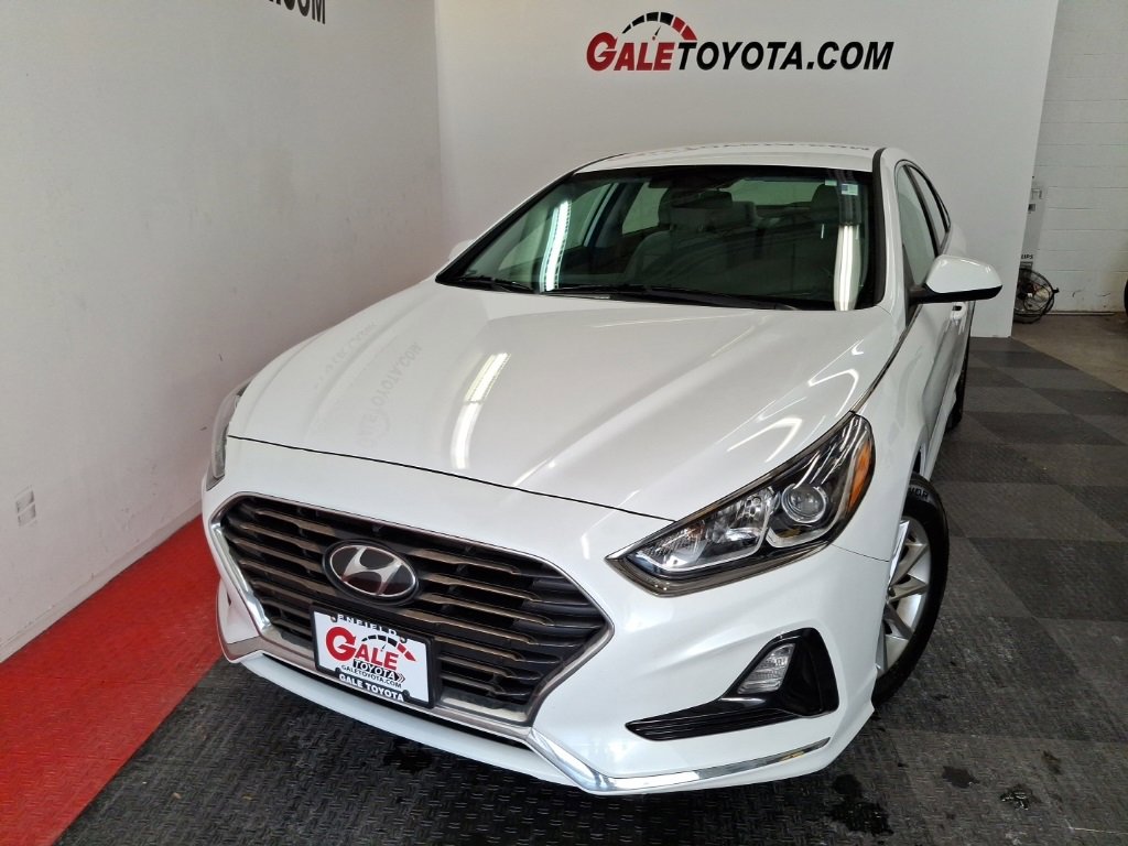 Used 2019 Hyundai Sonata SE image 2