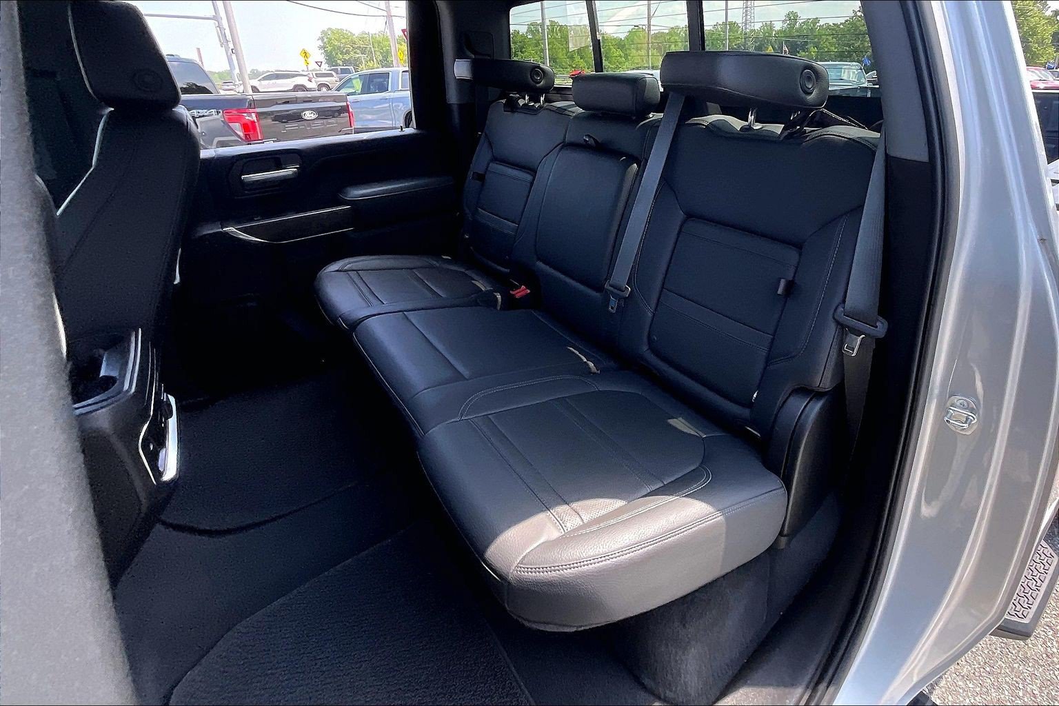 Used 2021 GMC Sierra 3500 Denali w/ Denali Ultimate Package AWD/4WD image 25