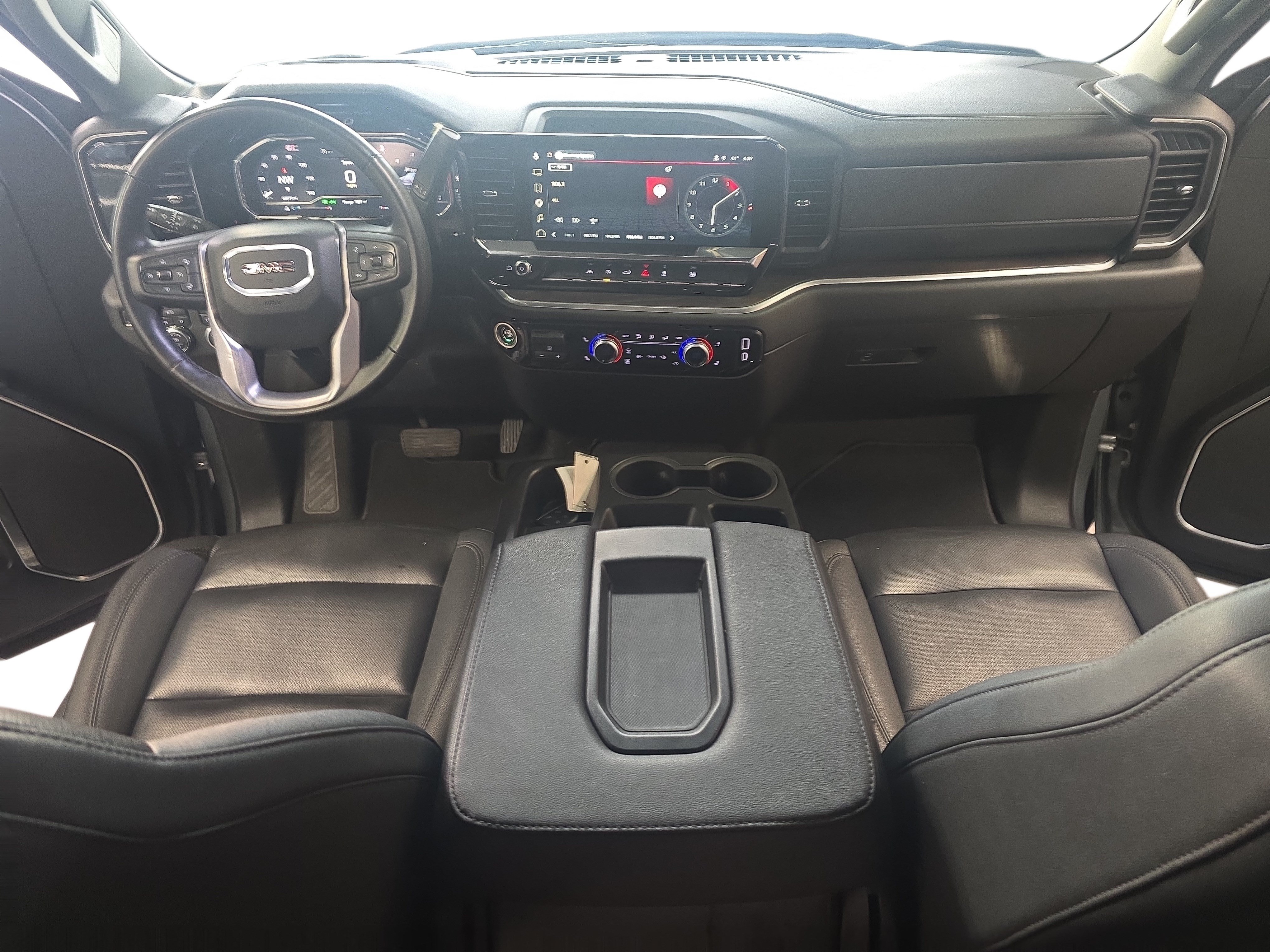 Used 2025 GMC Sierra 1500 SLT AWD/4WD image 9