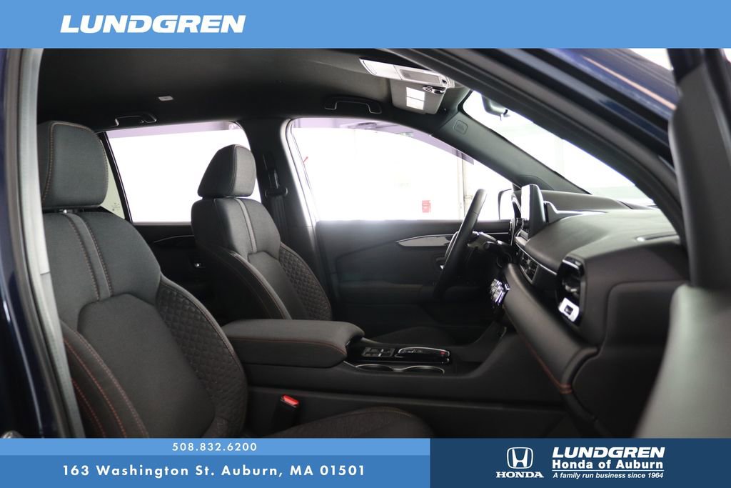 Used 2023 Honda Pilot Sport image 17