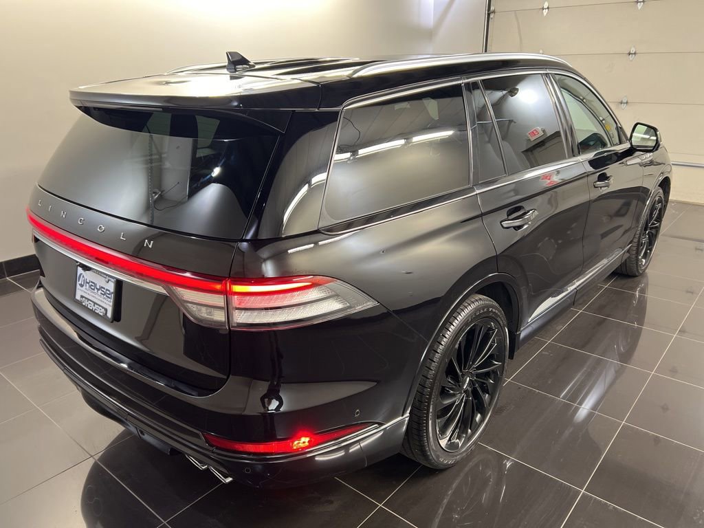 Used 2021 Lincoln Aviator Reserve w/ Equipment Group 210A AWD/4WD image 6