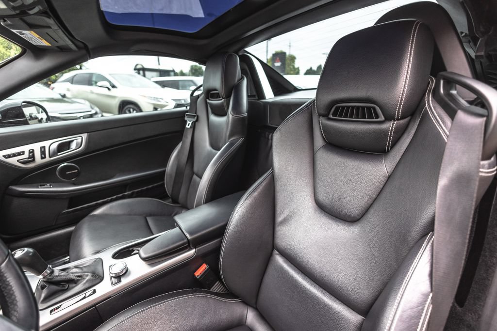 Used 2012 Mercedes-Benz SLK 250 image 12