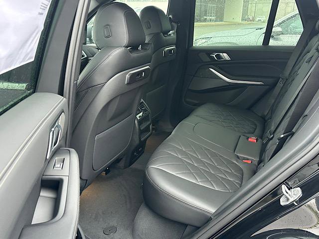 New 2026 BMW X5 xDrive40i w/ Premium Package image 5