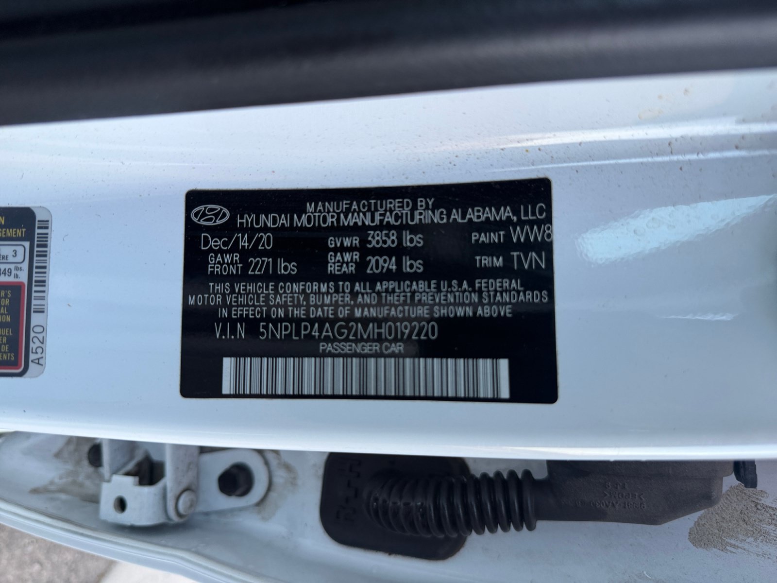 Used 2021 Hyundai Elantra Limited w/ Cargo Package FWD image 33