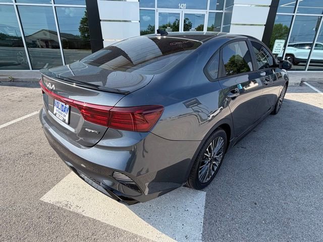 Used 2024 Kia Forte GT-Line w/ GT-Line Premium Package FWD image 5