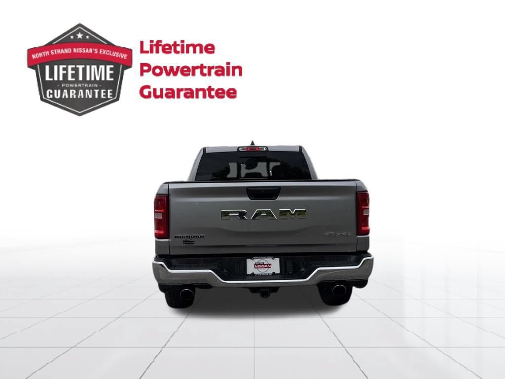 Used 2025 RAM 1500 Big Horn AWD/4WD image 4
