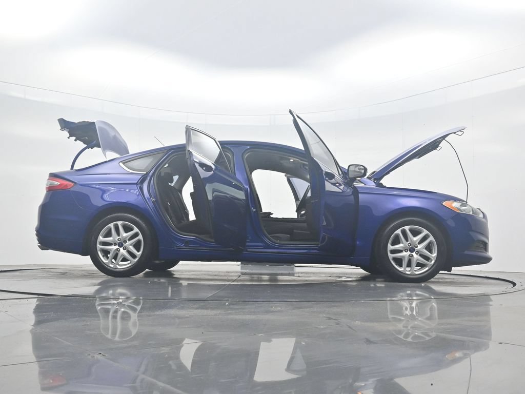 Used 2016 Ford Fusion SE FWD image 43
