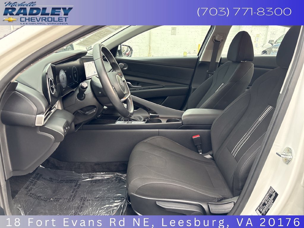 Used 2023 Hyundai Elantra SEL w/ Convenience Package FWD image 21