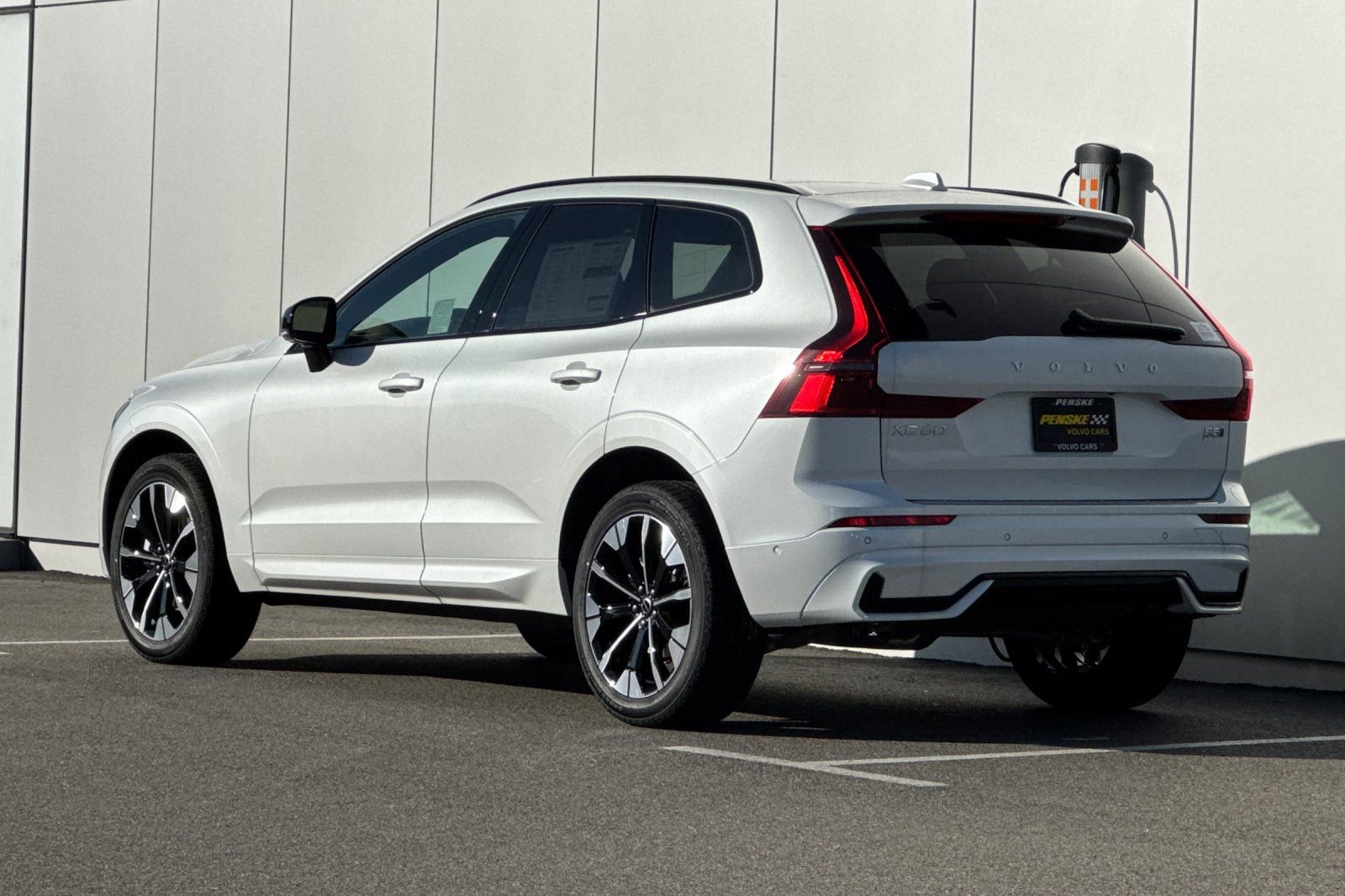 New 2026 Volvo XC60 B5 Plus w/ Protection Package Premier AWD/4WD image 3