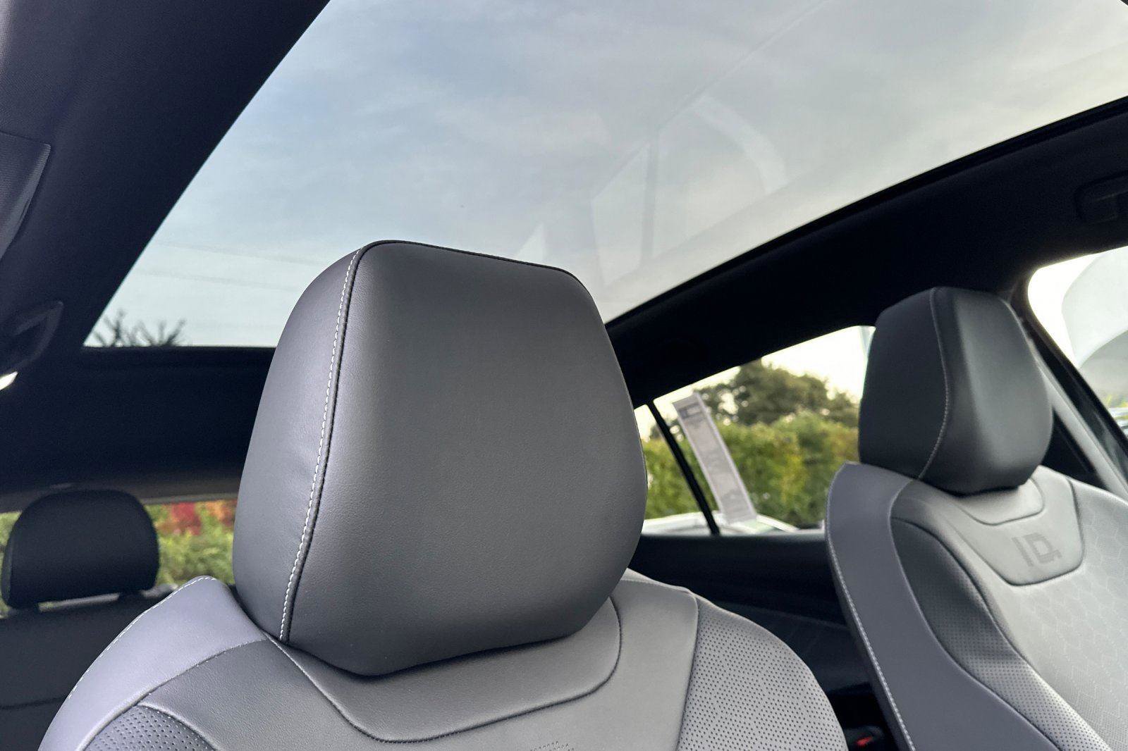 New 2026 Volkswagen ID.4 Pro S image 16