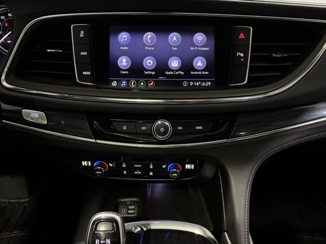 Used 2021 Buick Enclave Essence image 24
