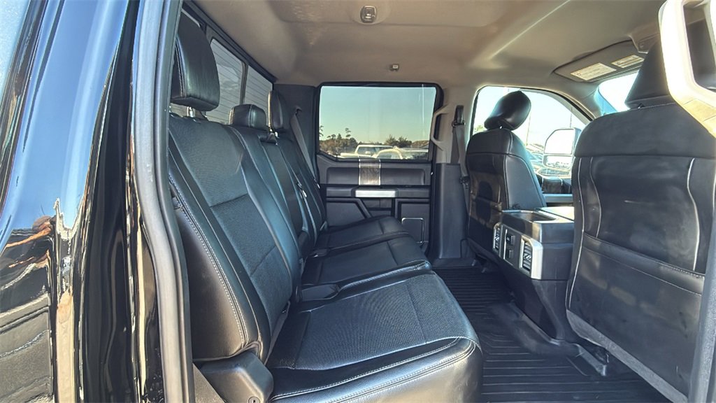 Used 2017 Ford F250 Lariat w/ FX4 Off-Road Package image 29