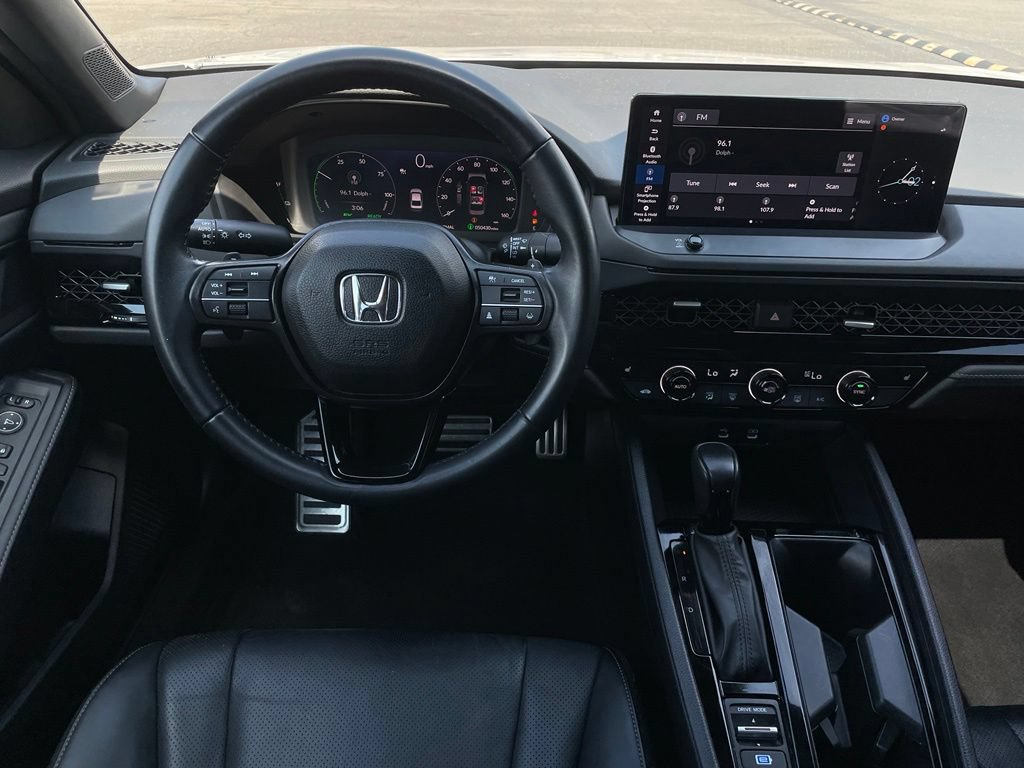 Used 2023 Honda Accord Sport image 11