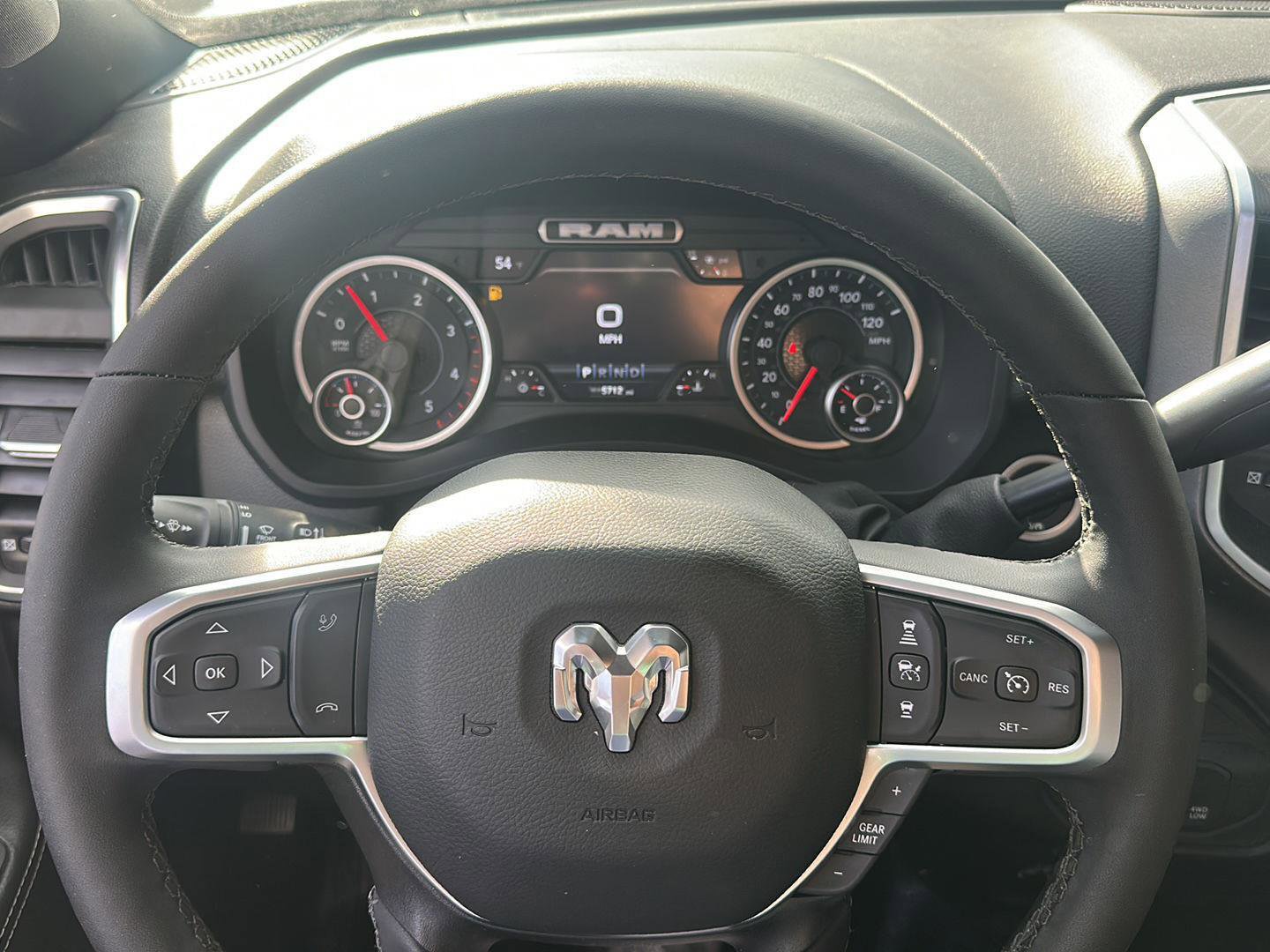 Used 2025 RAM 5500 4x4 Regular Cab image 13
