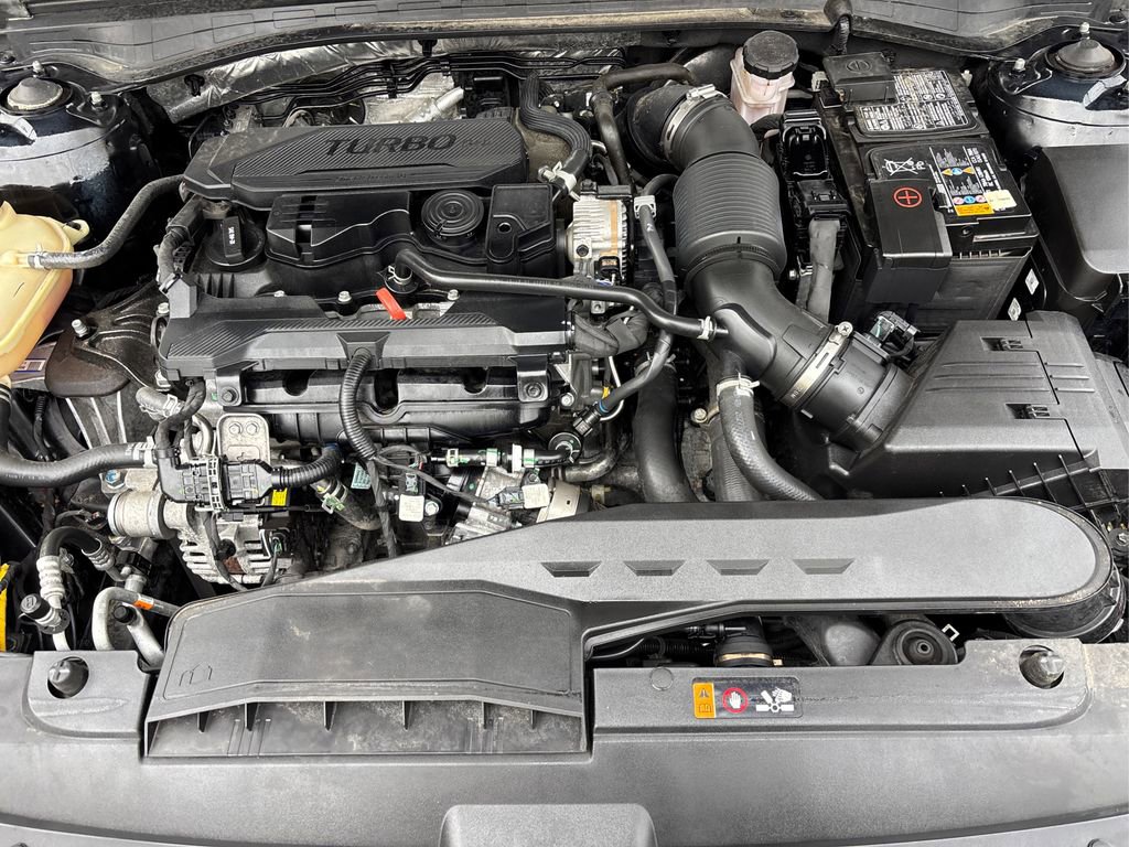 Used 2022 Kia K5 LXS image 13