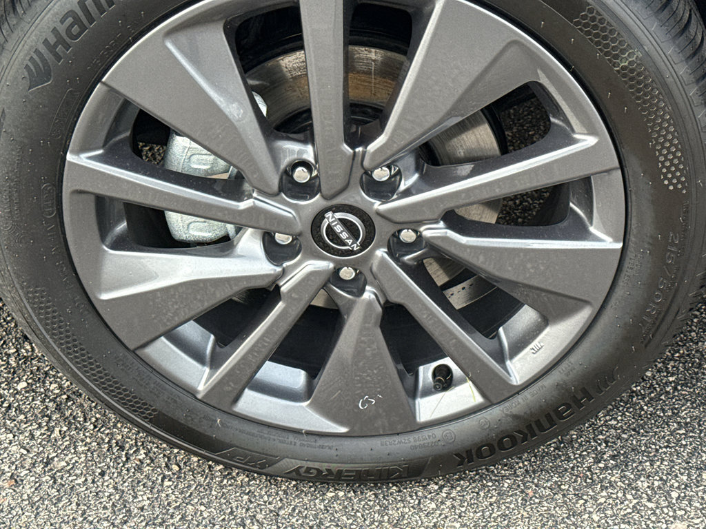 New 2026 Nissan Sentra SL image 9