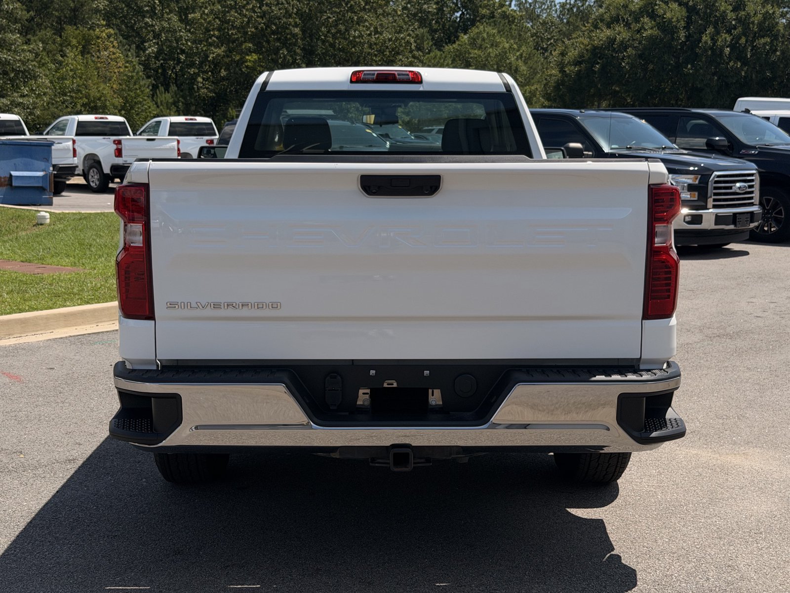 Used 2025 Chevrolet Silverado 1500 W/T RWD image 9