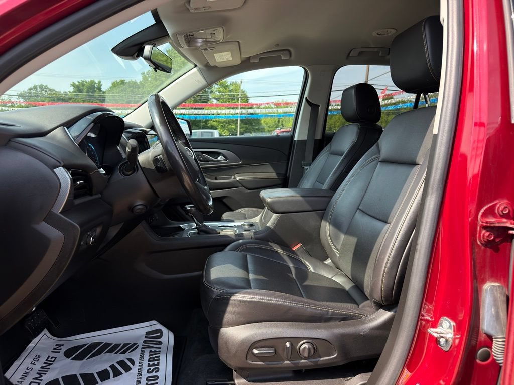 Used 2019 Chevrolet Traverse Premier AWD/4WD image 2