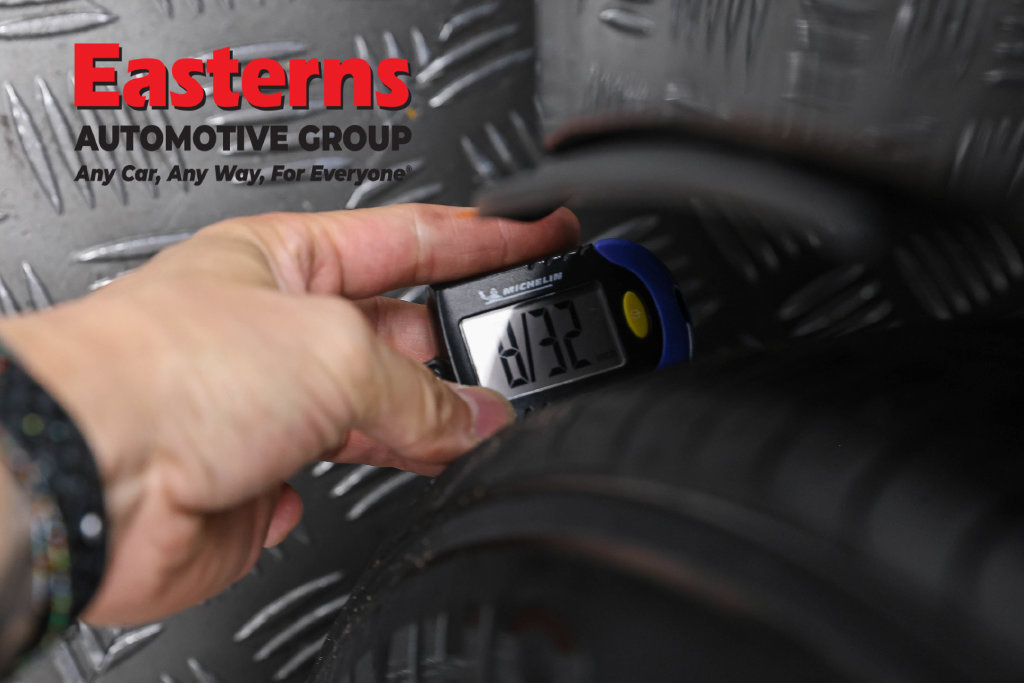 Used 2024 Nissan Sentra SV FWD image 28