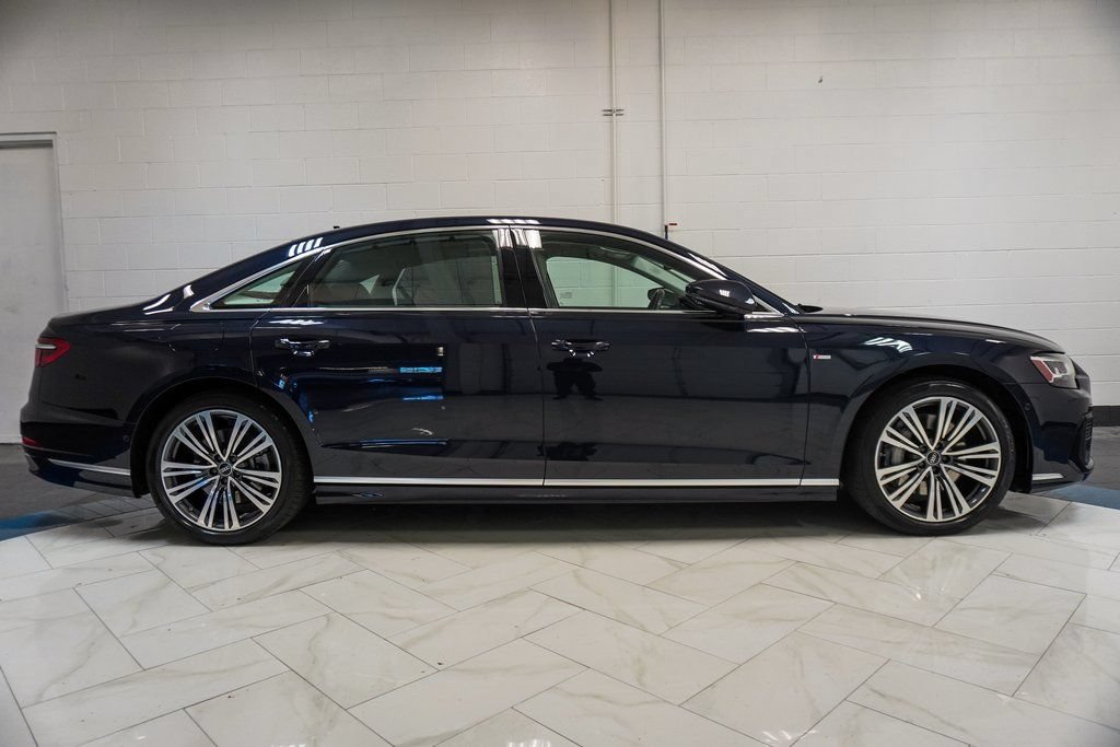 Used 2022 Audi A8 L 3.0T w/ Luxury Package AWD/4WD image 9