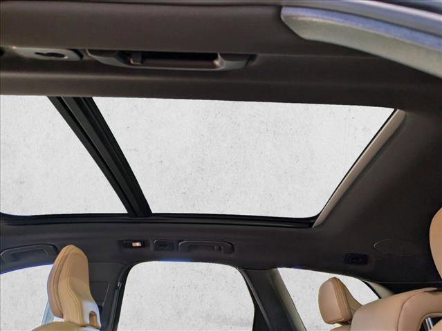 Used 2025 Volvo XC60 B5 Ultra w/ Protection Package Premier image 19