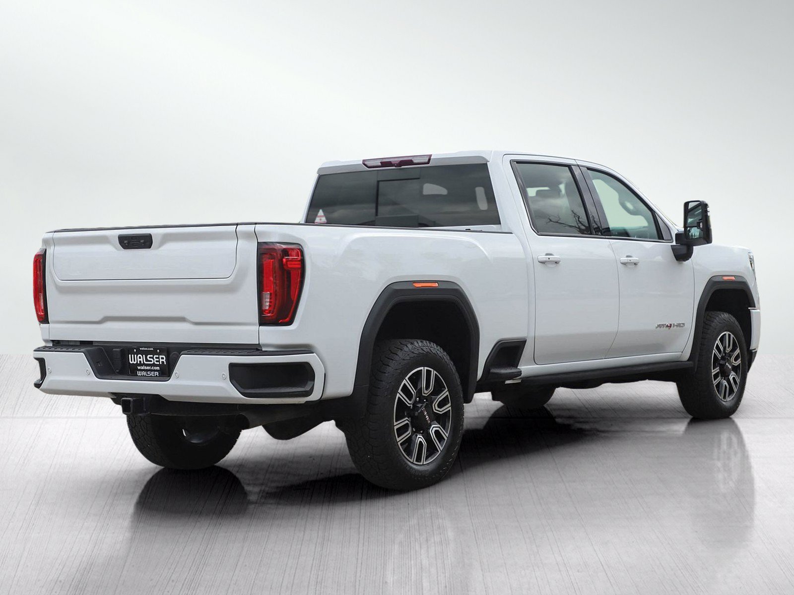 Used 2022 GMC Sierra 2500 AT4 w/ AT4 Preferred Package AWD/4WD image 5