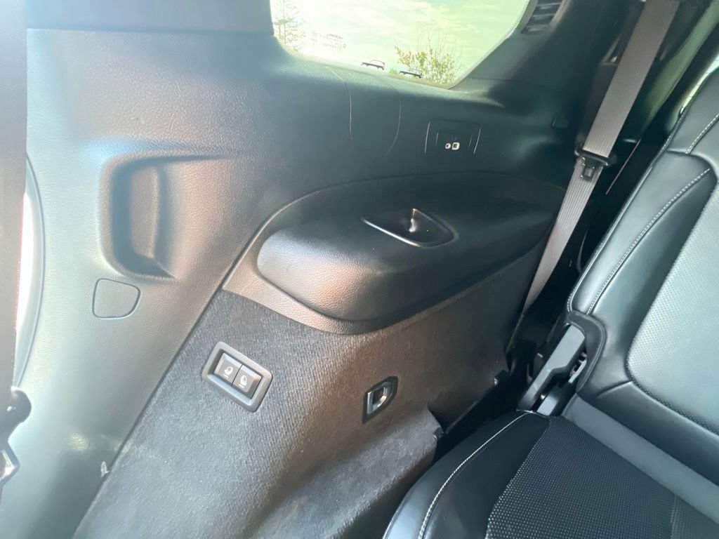 Certified 2021 Jeep Grand Cherokee L Overland w/ Luxury Tech Group IV AWD/4WD image 23
