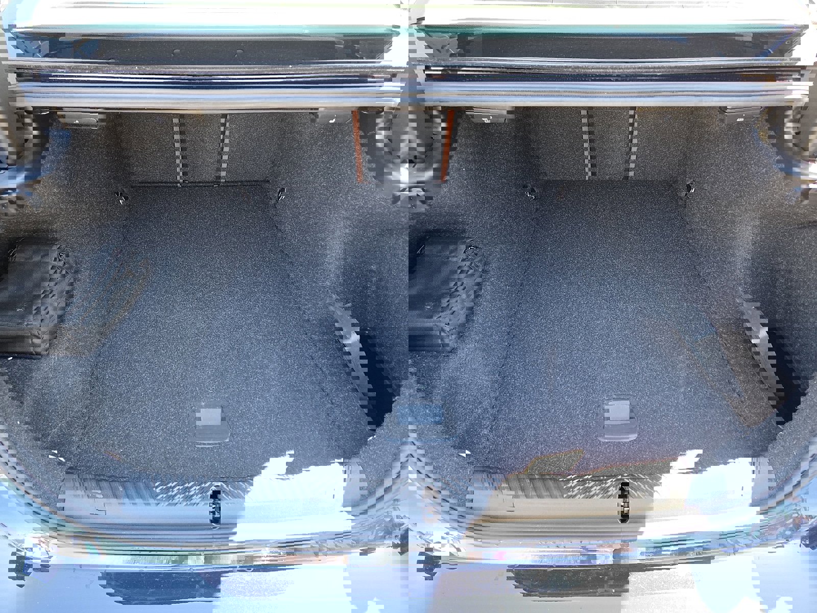 Used 2025 BMW i5 xDrive40 w/ Executive Package image 28