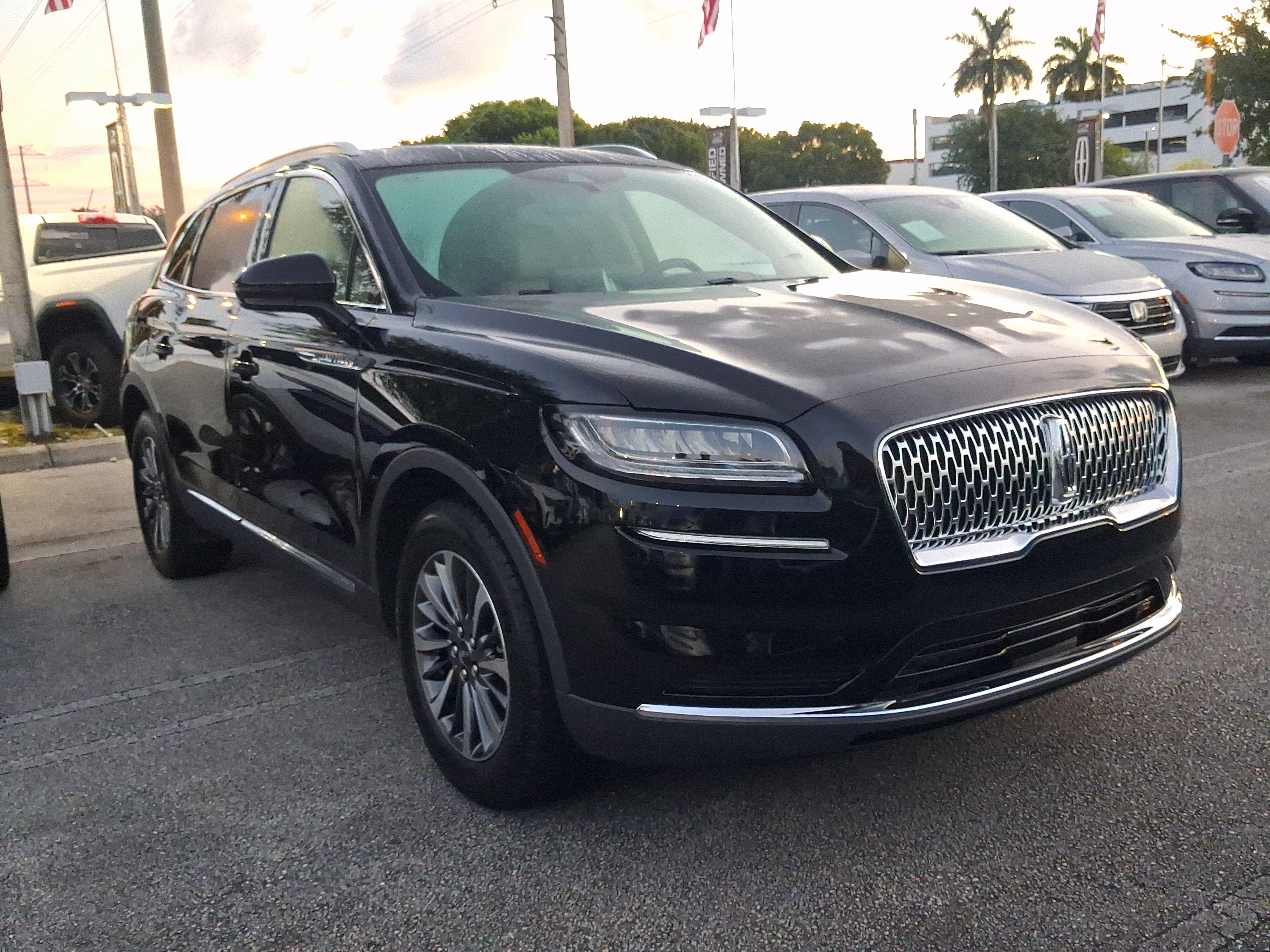 Used 2023 Lincoln Nautilus AWD image 22