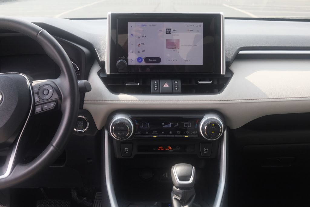 Used 2024 Toyota RAV4 XLE Premium FWD image 11