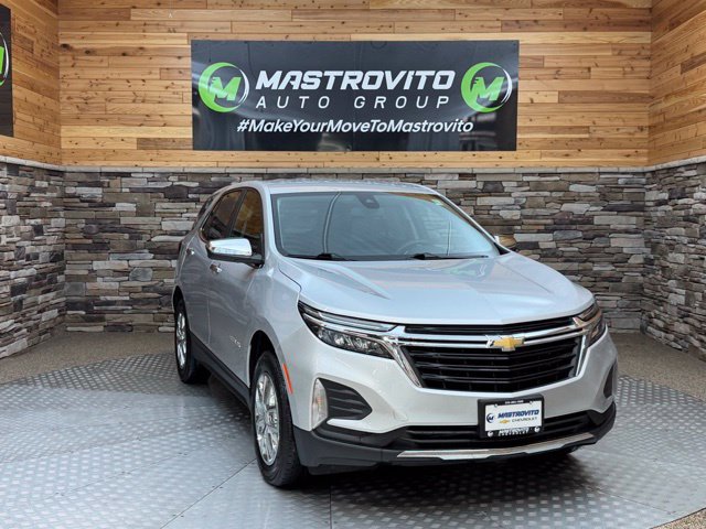 Used 2022 Chevrolet Equinox LT AWD/4WD image 2