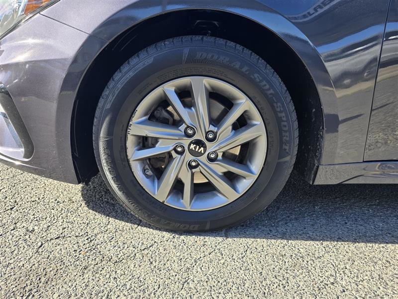 Used 2019 Kia Optima LX image 11