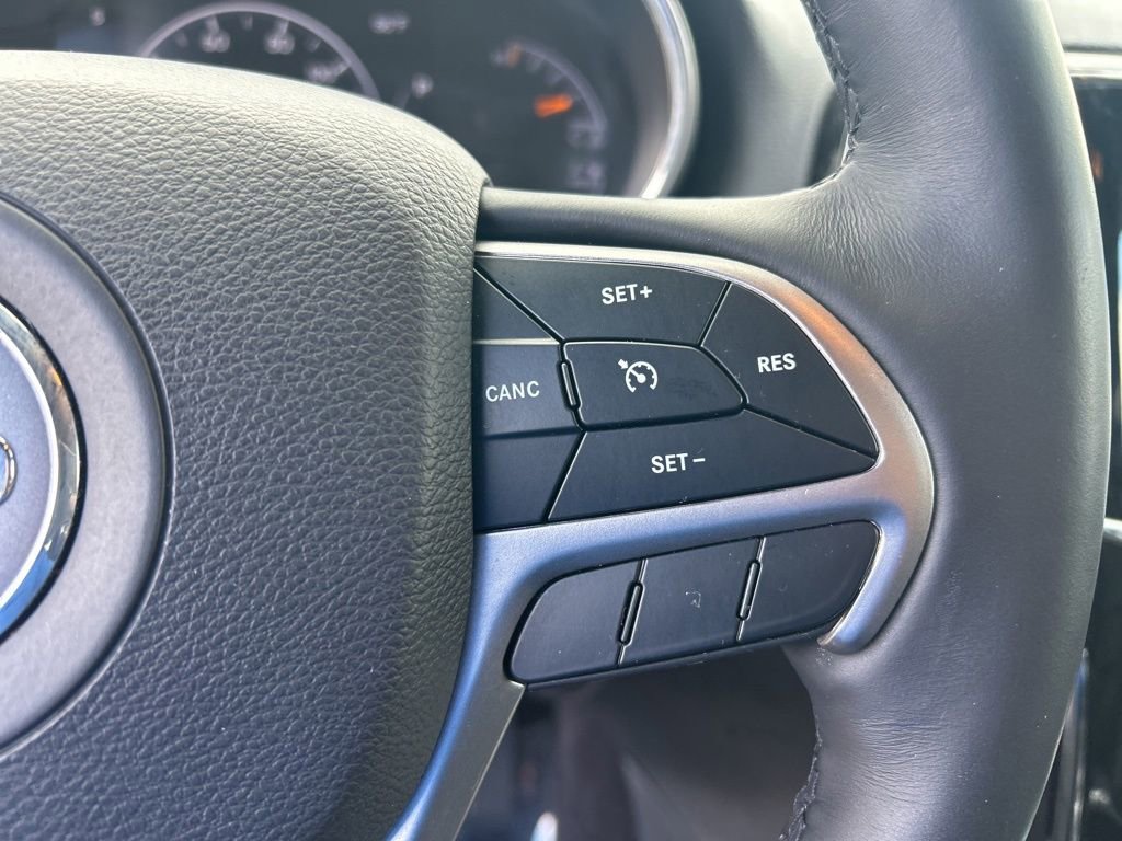 Used 2019 Jeep Grand Cherokee Limited image 43