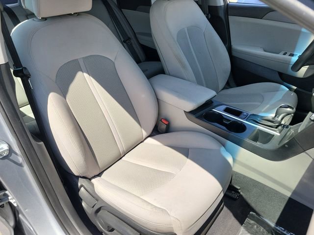 Used 2017 Hyundai Sonata SE image 18