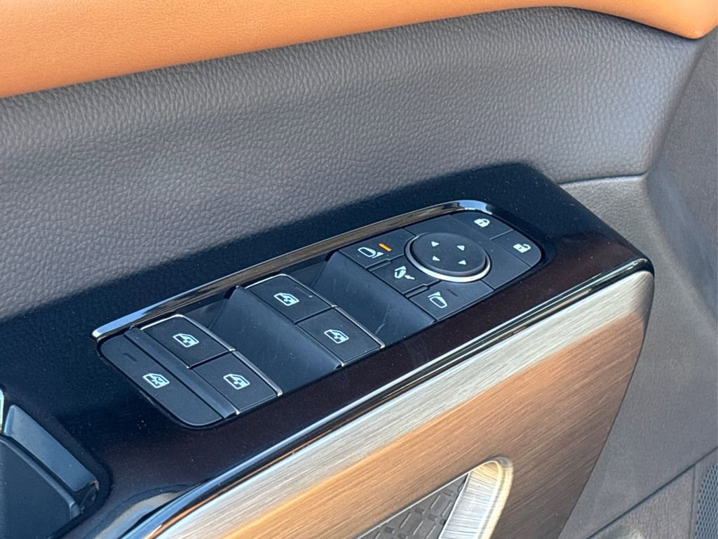 New 2025 Nissan Pathfinder Platinum w/ Cargo Package image 40