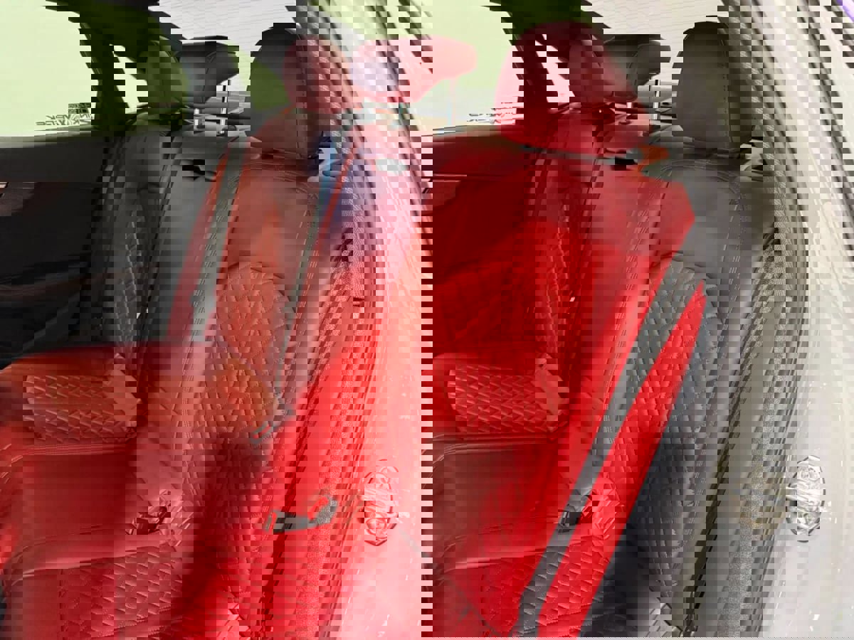 Used 2019 Audi S4 Prestige w/ Prestige Package image 28