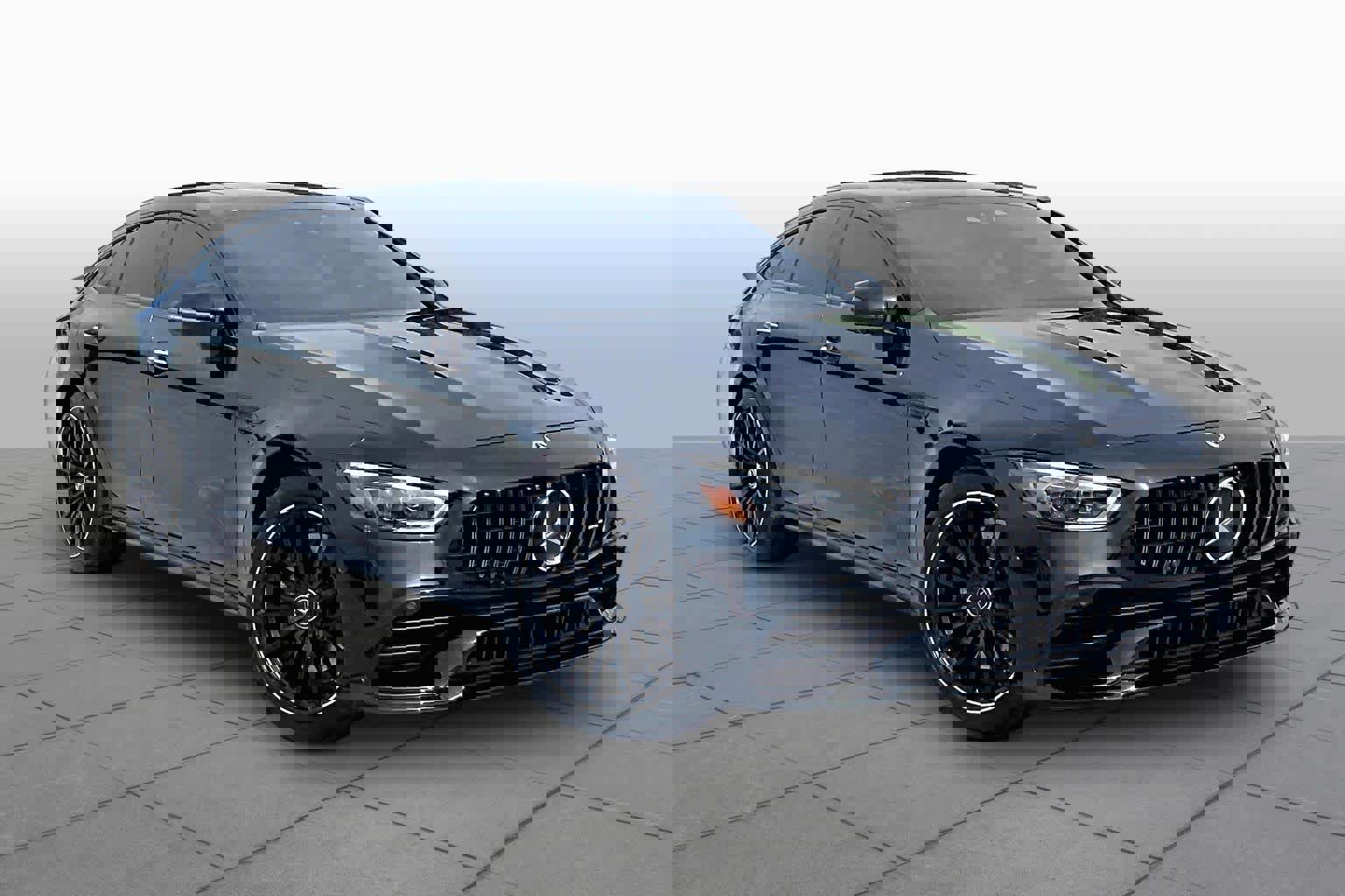 Used 2022 Mercedes-Benz AMG GT 43 image 3