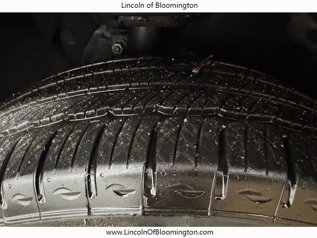 Certified 2025 Lincoln Corsair Grand Touring w/ Equipment Group 301A image 16